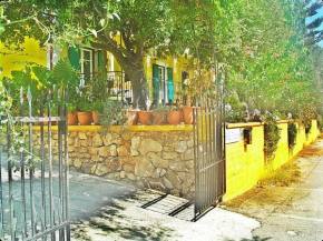 Отель Villa Theodora  Кери